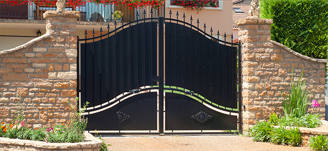 imagen servicio especifico puertas batientes